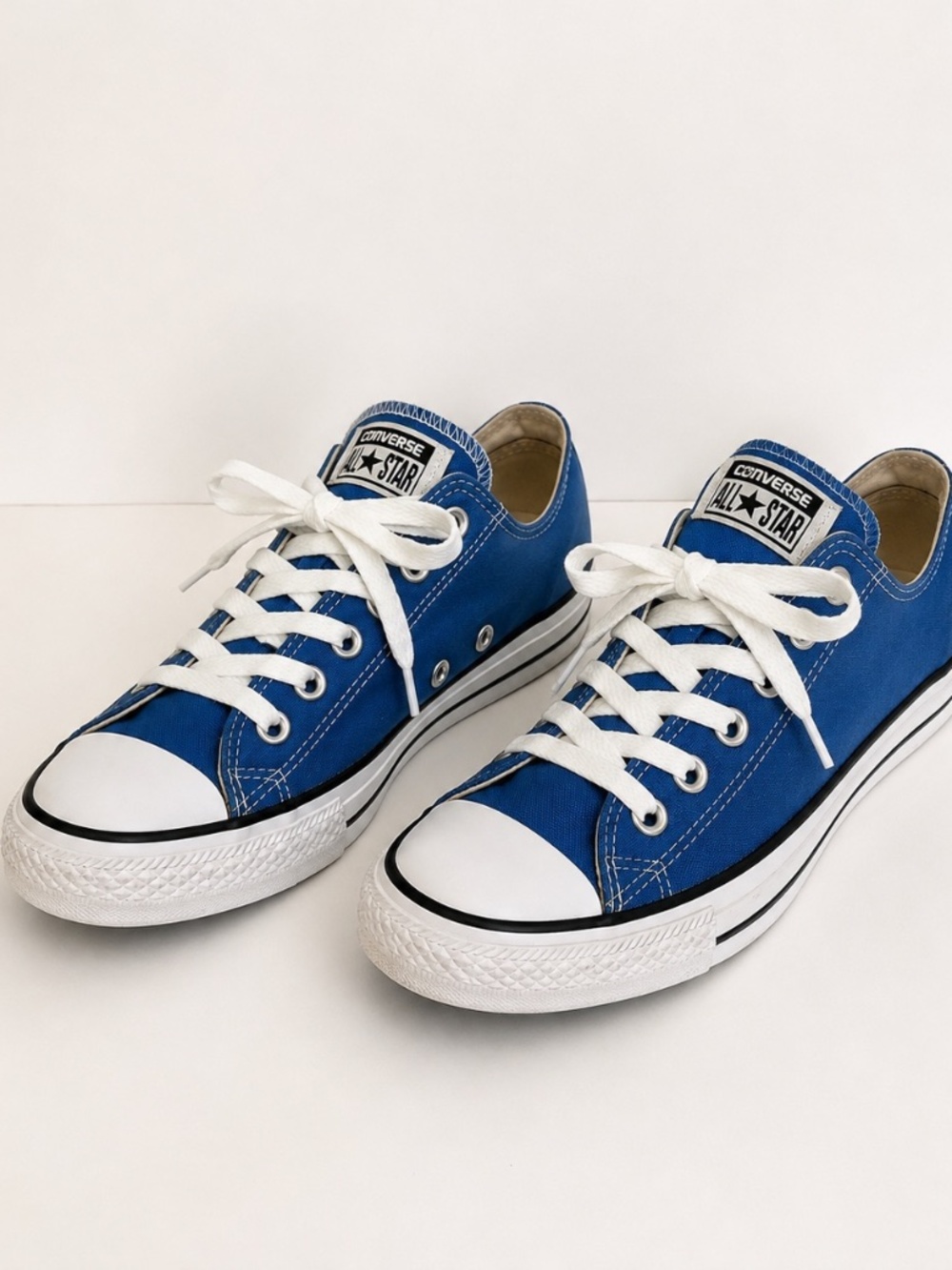Converse Chuck Taylor All Star Light Blue Low Top Sneakers Men’s 8 Women’s 10